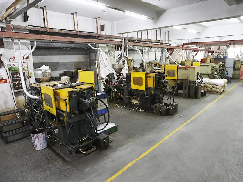 Injection Molding Machine3